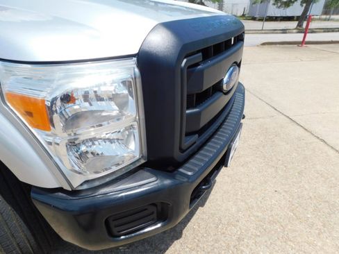 Used 2015 Ford F350 XL w/ Trailer Tow Package image 17