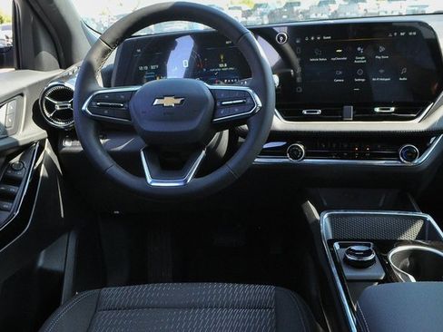 New 2026 Chevrolet Equinox LT image 15