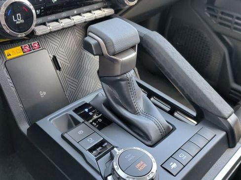 New 2026 Toyota Tacoma Limited AWD/4WD image 22