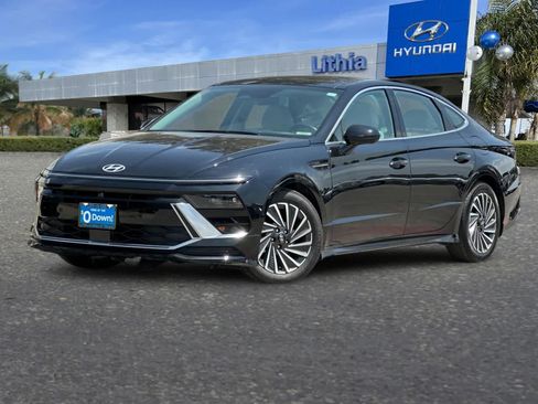 Used 2024 Hyundai Sonata Limited FWD image 1