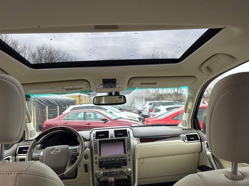 Used 2014 Lexus GX 460 Luxury image 35