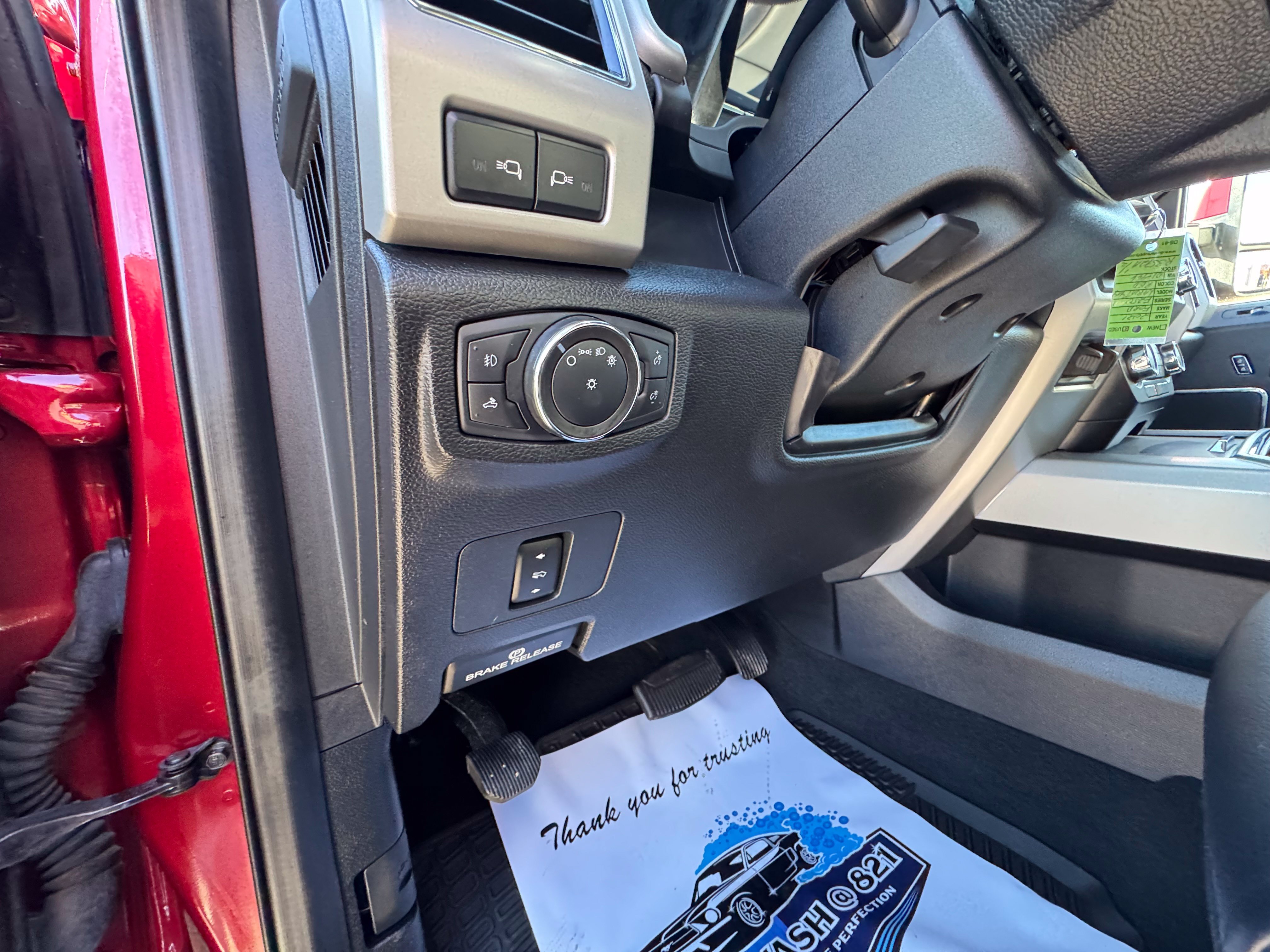Used 2021 Ford F250 Lariat w/ Lariat Value Package AWD/4WD image 33