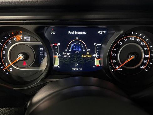 Certified 2025 Jeep Wrangler Unlimited Rubicon AWD/4WD image 16