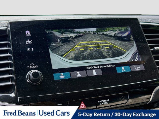 Used 2021 Honda Pilot Touring image 19