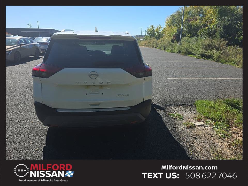 Certified 2023 Nissan Rogue SV w/ SV Premium B Package AWD/4WD image 4