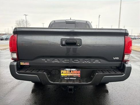 Certified 2018 Toyota Tacoma TRD Sport image 6