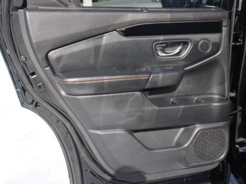 Used 2024 Honda Pilot TrailSport image 14