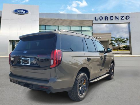 New 2026 Ford Expedition Tremor image 4