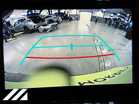 Used 2022 Toyota Sienna XSE image 16