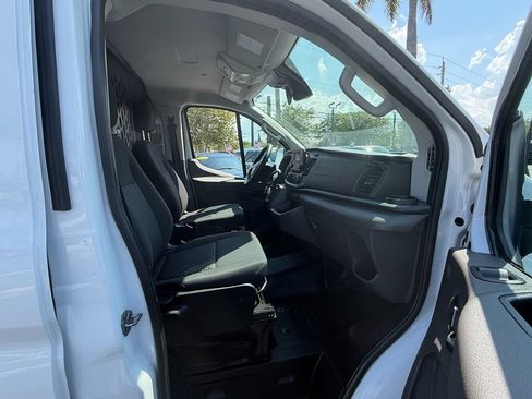 Used 2025 Ford Transit 250 Low Roof w/ Exterior Upgrade Package RWD image 11