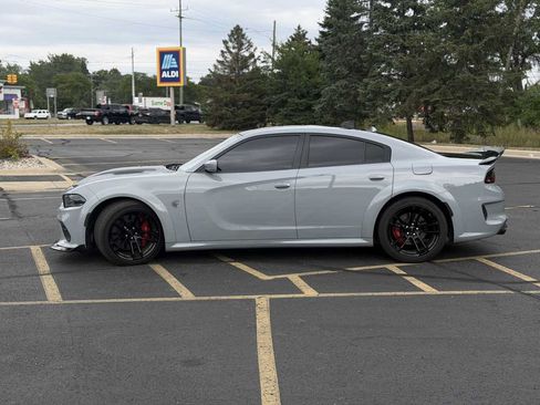 Used 2020 Dodge Charger SRT Hellcat w/ Harman/Kardon Audio Group RWD image 8
