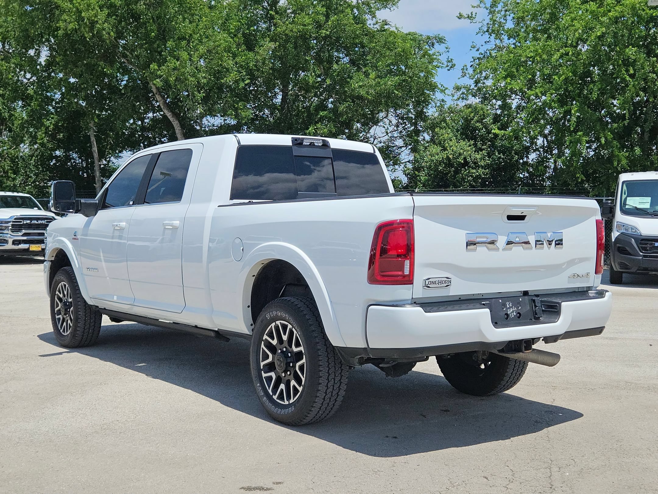 Used 2025 RAM 2500 Limited AWD/4WD image 5