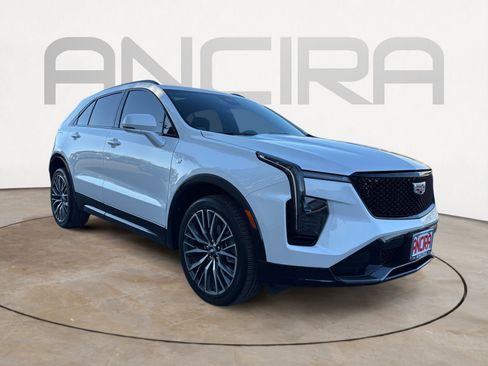 Used 2024 Cadillac XT4 Sport image 6