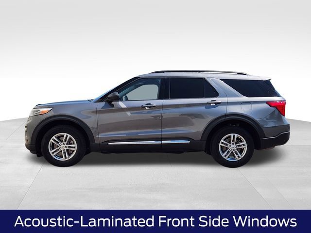 Certified 2023 Ford Explorer XLT w/ Equipment Group 202A AWD/4WD image 7