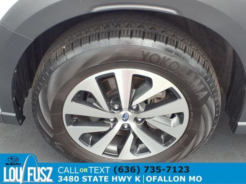 Used 2025 Subaru Outback Premium w/ Popular Package #1A AWD/4WD image 29