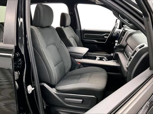 Used 2023 RAM 1500 Big Horn AWD/4WD image 8