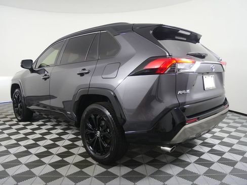 Used 2023 Toyota RAV4 XSE AWD/4WD image 5