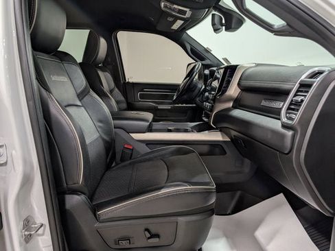 Used 2019 RAM 3500 Laramie image 18