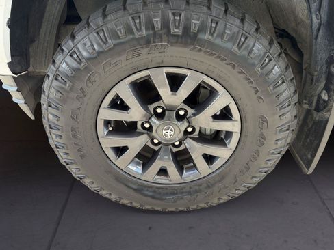 Used 2023 Toyota Tacoma SR5 RWD image 14