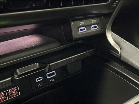 Used 2025 Lexus RX 500h F Sport image 37