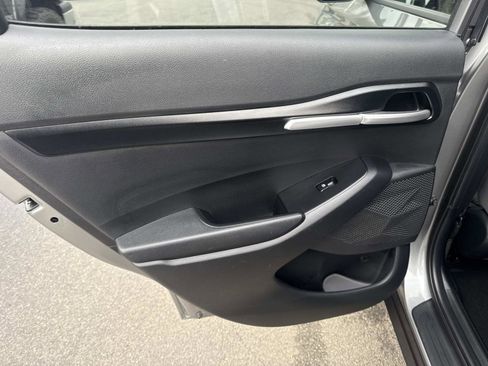 Used 2024 Kia Seltos LX image 16