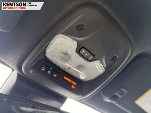 Used 2024 GMC Canyon Elevation w/ Convenience Package image 33