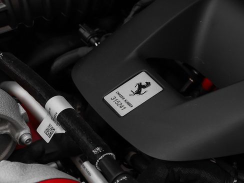 Used 2025 Ferrari Purosangue image 17