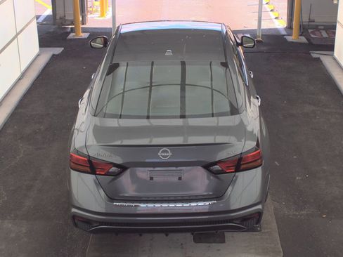 Used 2023 Nissan Altima 2.5 SV FWD image 8