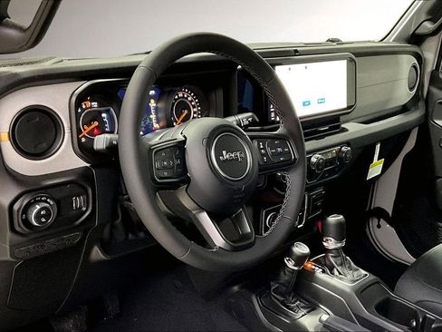 New 2026 Jeep Gladiator Sport AWD/4WD image 8