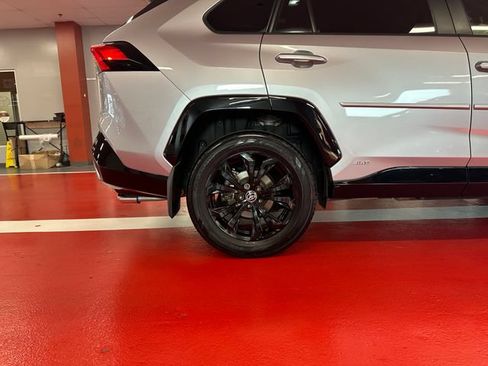 Certified 2022 Toyota RAV4 SE w/ Convenience Package AWD/4WD image 29