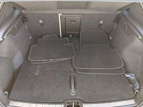 Certified 2023 Volvo C40 P8 Recharge Ultimate AWD/4WD image 26