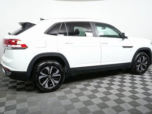 Certified 2025 Volkswagen Atlas Cross Sport SE image 20