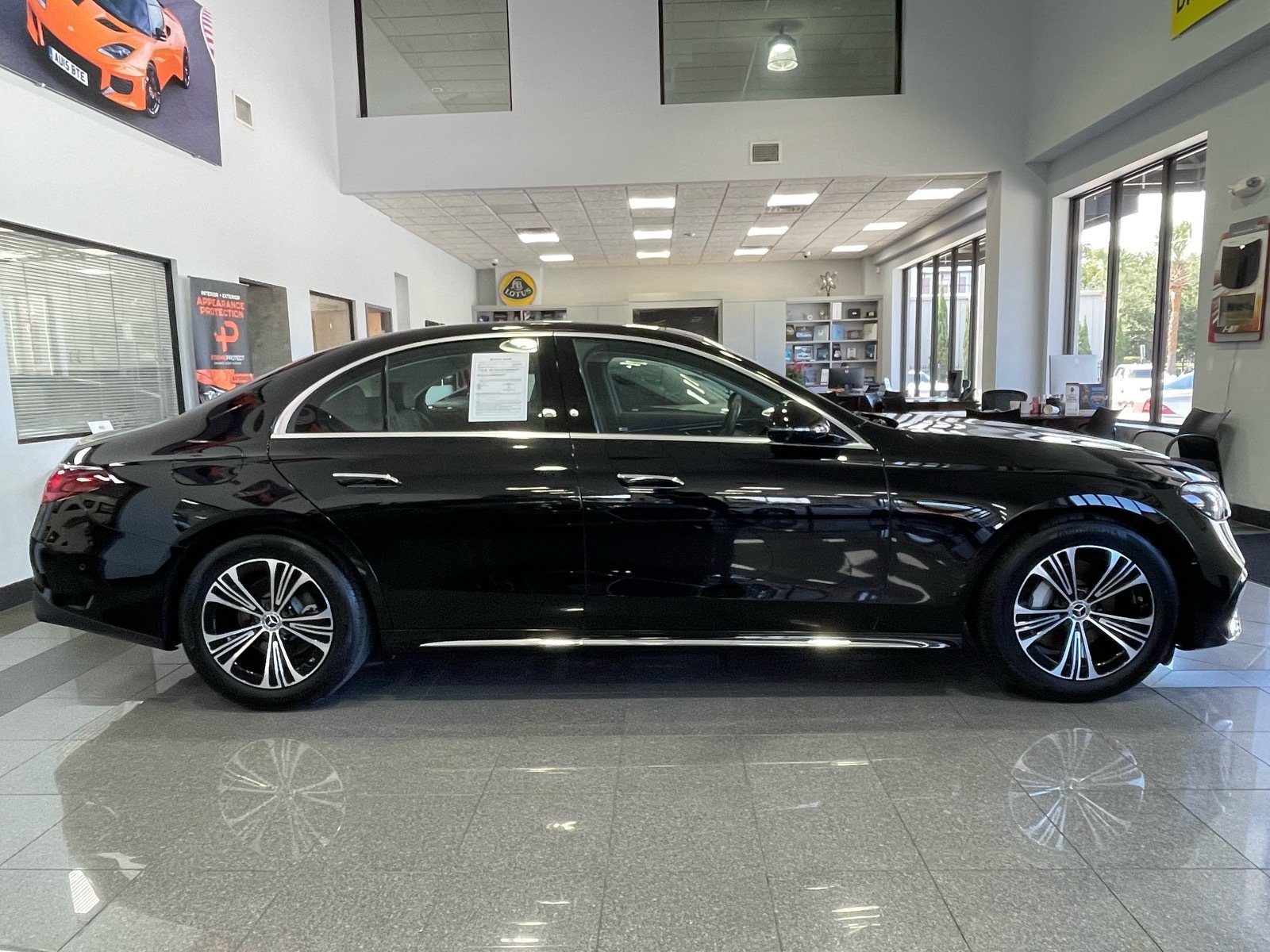 Used 2025 Mercedes-Benz E 350 Sedan image 6