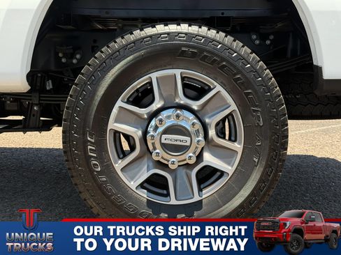 Used 2025 Ford F350 Lariat w/ FX4 Off-Road Package AWD/4WD image 11