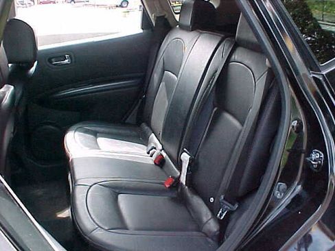 Used 2012 Nissan Rogue SL AWD/4WD image 12