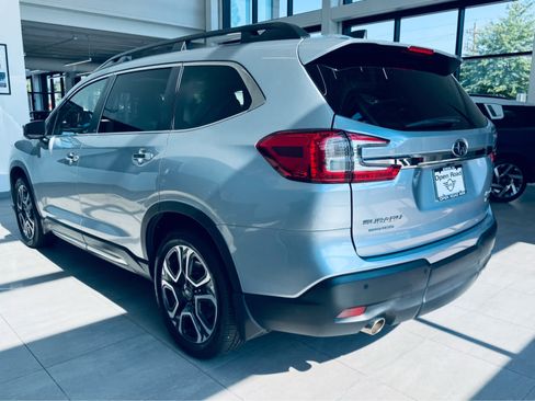 Used 2023 Subaru Ascent Touring AWD/4WD image 8