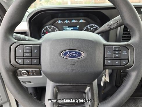 New 2026 Ford F250 XL w/ XL Chrome Package image 21