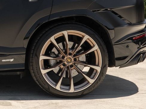 Used 2023 Lamborghini Urus S AWD/4WD image 5
