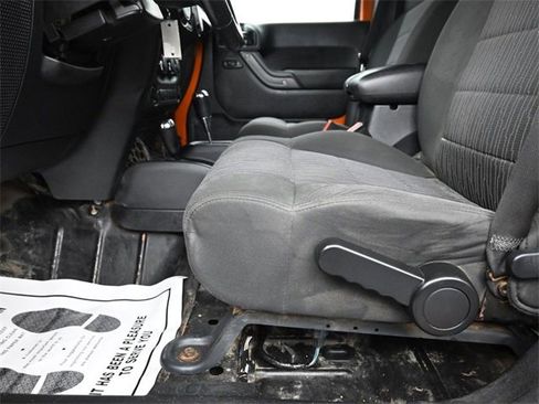 Used 2011 Jeep Wrangler Unlimited Sport image 20