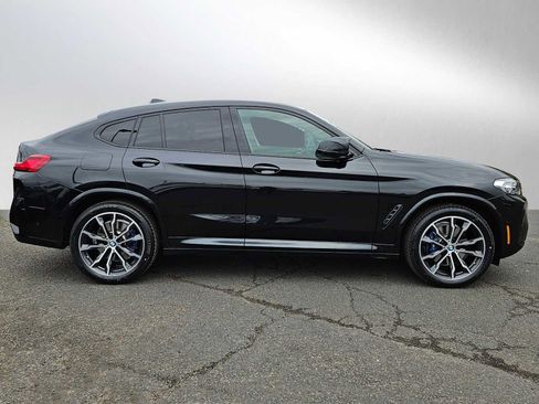 Used 2025 BMW X4 M40i w/ Premium Package image 2