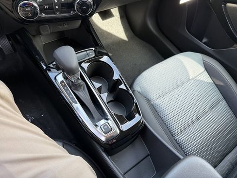 New 2026 Chevrolet Trax LT w/ LT Convenience Package image 19