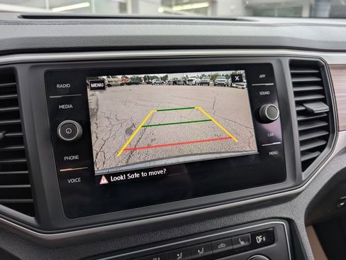 Used 2021 Volkswagen Atlas SE image 29