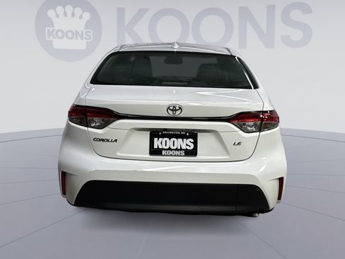 Used 2024 Toyota Corolla LE image 11