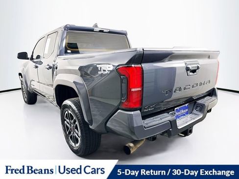 Used 2024 Toyota Tacoma TRD Sport image 5