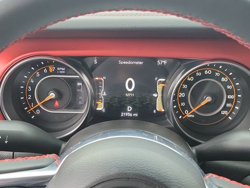 Used 2023 Jeep Gladiator Rubicon w/ LED Lighting Group image 29