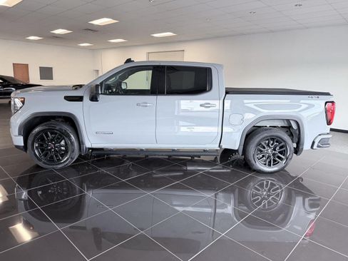Used 2024 GMC Sierra 1500 Elevation AWD/4WD image 18