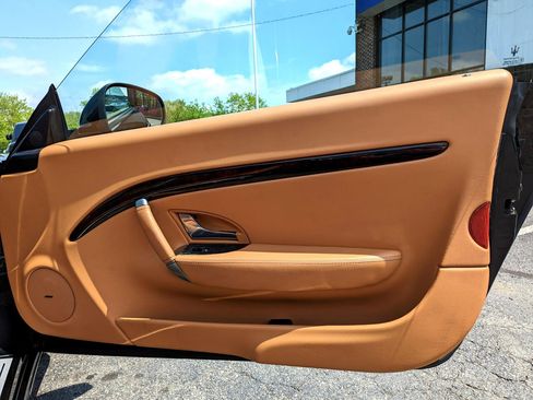 Used 2011 Maserati GranTurismo Convertible image 27