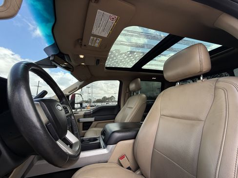 Used 2017 Ford F250 Lariat w/ Lariat Ultimate Package image 34