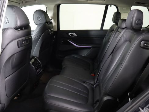 Used 2020 BMW X7 xDrive40i w/ Cold Weather Package AWD/4WD image 16