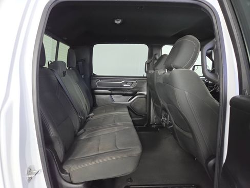 Used 2019 RAM 1500 Big Horn AWD/4WD image 33